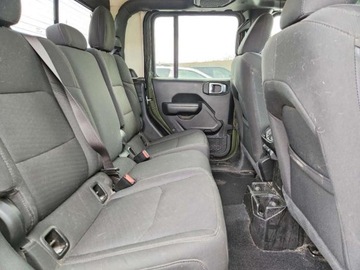 Jeep Gladiator 2022 Jeep Gladiator Sport 2022 3.6 Benzyna 285KM, zdjęcie 10