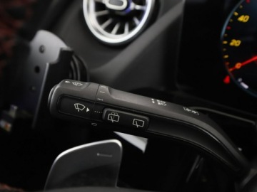 Mercedes Klasa B W247 2021 Mercedes B 180 automat panorama skóra/alcantara, zdjęcie 33