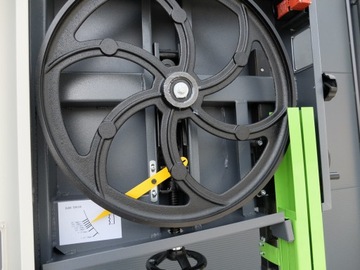 Ленточная пила Woodfast BS 400 – в наличии немедленно!