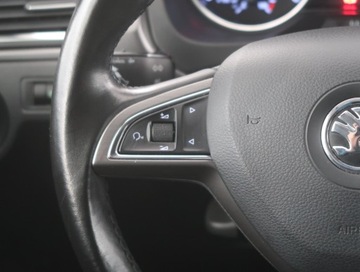 Skoda Rapid II Spaceback 1.2 TSI 110KM 2016 Skoda Rapid Spaceback 1.2 TSI, Salon Polska, zdjęcie 15
