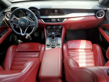 Alfa Romeo Stelvio 2018 Alfa Romeo Stelvio TI Sport 2018 2.0l 2.0 Benzyna 280KM, zdjęcie 8