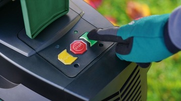 ИЗМЕЛЬЧИТЕЛЬ ВЕТВЕЙ 2500ВТ 230кг/ч AXT 25 TC BOSCH