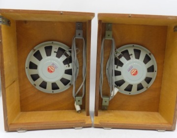 Адаптер Supraphon GZC110 1960-1970-х годов.