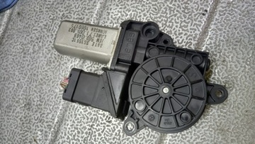 MOTOREK OKNO LEVÝ ZADNÍ FIAT CROMA 1.9JTD II 07R KOMBI