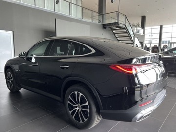 Mercedes GLC C254/X254 2025 GLC Coupe 200 d 4-Matic Avantgarde 2.0 (163KM) 2025, zdjęcie 2