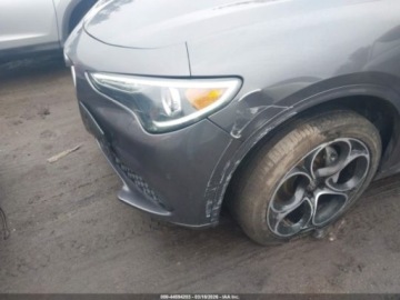 Alfa Romeo Stelvio SUV Facelifting 2.0 Turbo 280KM 2022 Alfa Romeo Stelvio 2022 ALFA ROMEO STELVIO TI AWD 2.0 Benzyna 280KM, zdjęcie 6