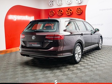 Volkswagen Passat B8 Variant 2.0 TDI BlueMotion SCR 190KM 2017 Od ręki - VOLKSWAGEN Passat 2.0 TDI Highline Combi 190KM 2017, zdjęcie 5
