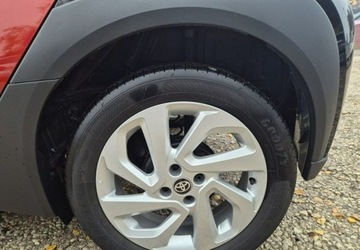 Toyota Aygo X 1.1 VVT-i 72KM 2022 Toyota Aygo X Salon PolskaPrzebieg 548km Nowy nieuzytkowany Benzyna, zdjęcie 27