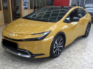 Toyota Prius V (XW60) 2.0  Hybrid Dynamic Force Plug-in 223KM 2026 Od ręki - Executive 2.0 Plug-in Hybrid 223KM | Podgrzewane fotele!, zdjęcie 1