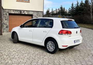Volkswagen Golf VI Hatchback 5d 2.0 TDI 110KM 2009 Volkswagen Golf 2.0 TDI oryginalny lakier, ZERO KOROZJI nowy rozrzad, zdjęcie 1