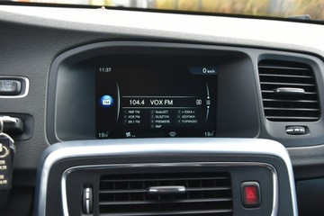 Volvo V60 I Kombi Facelifting 2.0 D2 DRIVE-E 120KM 2015 Volvo V60 2.0d 120KM Manual 2015r. LED NAVi TEMPOM, zdjęcie 9