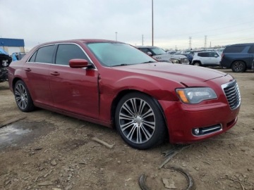 Chrysler 300C II Sedan 5.7 V8 363KM 2013 Chrysler 300s 2013 CHRYSLER 300 S 5.7 Benzyna 363KM, zdjęcie 3