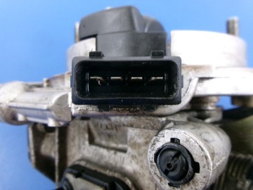 VOLKSWAGEN POLO 6N 1.3 МОНО ВПРЫСОК 030023M BOSCH 0438201521