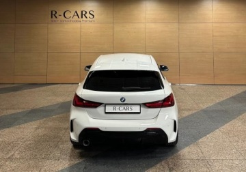 BMW Seria 1 F40 2021 BMW Seria 1 M SPORT Salon Polska ASO R-CARS Warszawa 1.5 Benzyna 136KM, zdjęcie 5