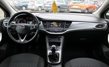 Opel Astra K Sports Tourer 1.6 CDTI 110KM 2019 Opel Astra 1.6D 110KM zadbana zarejestrowana 1.6 Diesel 110KM, zdjęcie 6