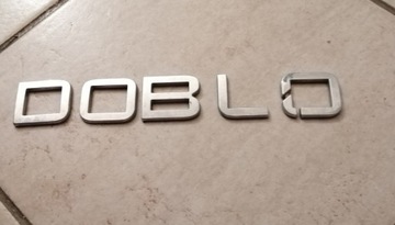 NÁPIS LOGO FIAT DOBLO