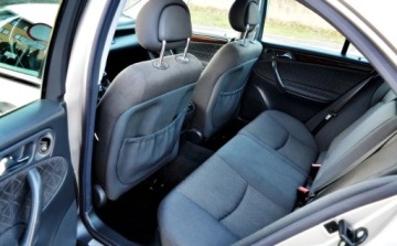 Mercedes Klasa C W203 Sedan W203 2.1 (C 220 CDI) 143KM 2004 Mercedes-Benz Klasa C Klimatyzacja, Tempomat, Zadbany, Serwisowany 2.1, zdjęcie 17