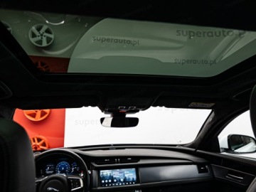 Jaguar XF II Sedan 2.0 i4D 240KM 2019 JAGUAR XF 2.0 AWD R-Sport aut Sedan 241KM 2019, zdjęcie 18