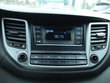 Hyundai Tucson III SUV 1.7 CRDI 115KM 2015 Hyundai Tucson 1.7 CRDi, Salon Polska, Klima, zdjęcie 11