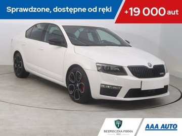 Skoda Octavia III RS 2.0 TSI 220KM 2014 Skoda Octavia RS 2.0 TSI, Skóra, Xenon, Bi-Xenon