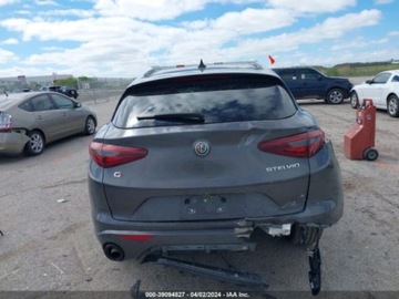 Alfa Romeo Stelvio SUV Facelifting 2.0 Turbo 280KM 2022 Alfa Romeo Stelvio 2022r, Veloce, TI, 2.0L, 4x4 2.0 Benzyna 280KM, zdjęcie 7