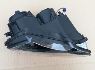 Lampa przednia Yamaha YZF R1