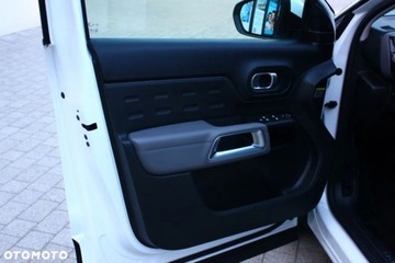 Citroen C5 Aircross SUV 1.6 PureTech 181KM 2019 Citroen C5 Aircross Citroen C5 Aircross 1.6 PureTech Feel EAT8 1.6 180KM, zdjęcie 20