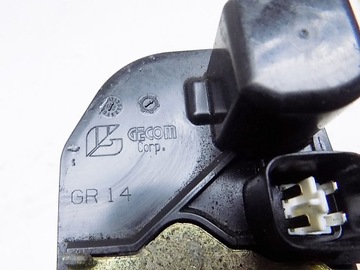 ЗАМОК ЗАДНЕЙ ПРАВОЙ ДВЕРИ — Chrysler 300C 05-10