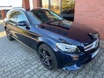 Mercedes Klasa C W205 Kombi Facelifting HYBRYDA 2.0 300 de 306KM 2020 Mercedes-Benz Klasa C 2.0 diesel PLUG IN 306 KM automat zarej w PL zad, zdjęcie 1