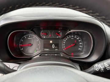 Opel Combo E Kombivan 1.5 Diesel 102KM 2019 Opel Combo Life Niepełnosprawnych inwalida PFRON, zdjęcie 24