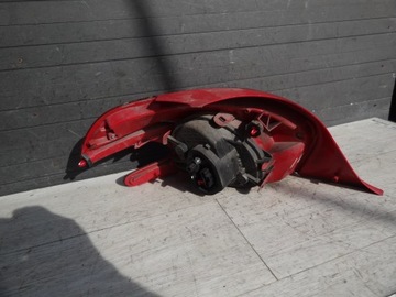 PEUGEOT 208 2013 SVĚTLO ZADNÍ PRAVÁ KOMPLETNÍ EVROPA ORIGINÁLNÍ