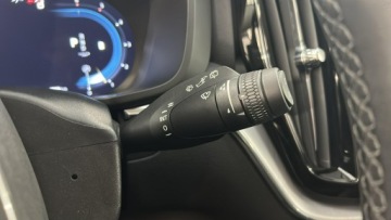 Volvo XC60 II 2021 Volvo XC 60 B4 D AWD Momentum Pro hak, zdjęcie 24