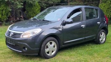 Dacia Sandero I Hatchback 5d 1.6 MPI 84KM 2011 DACIA SANDERO 1.6i LAUREATE 2011 KLIMA ALU SUPER STAN! F.MARŻA!