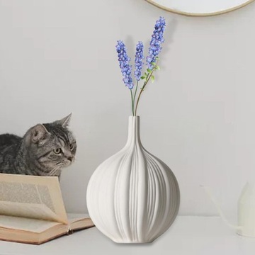 Керамическая ваза для цветов. Настольное украшение для украшения каминного стола, 25х17см.