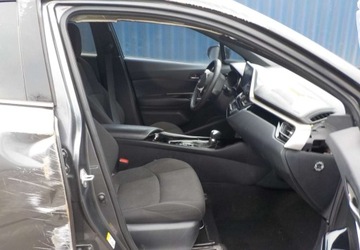 Toyota C-HR I Crossover 1.8 Hybrid 122KM 2019 Toyota C-HR Okazja 1.8 Hybryda 122KM, zdjęcie 16