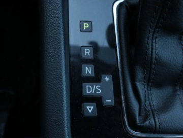 Skoda Octavia III Liftback Facelifting 2.0 TDI 150KM 2018 Skoda Octavia 2.0 TDI, Salon Polska, zdjęcie 18