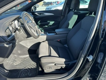 Opel Insignia II Grand Sport Facelifting 2.0 Diesel 174KM 2022 Opel Insignia 2.0 CDTi 174KM 2022r bogata wersja, zdjęcie 11