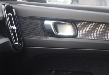 Volvo XC40 2021 Volvo XC 40 T5 262KM Plug-In R-Design Salon POLSKA I Wlasciciel Gwarancja, zdjęcie 21