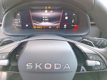 Skoda Kamiq Crossover Facelifting 1.5 TSI 150KM 2025 SKODA Kamiq Monte Carlo 1.5 TSI Suv 150KM 2025, zdjęcie 8