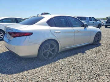 Alfa Romeo Giulia II 2019 Alfa Romeo Giulia 2019 ALFA ROMEO GIULIA 2.0 Benzyna 280KM, zdjęcie 3