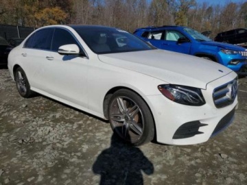 Mercedes Klasa E W213 2019 Mercedes-Benz Klasa E 2019 MERCEDES-BENZ E 300 4MATIC, silnik 2.0 L 2.0, zdjęcie 4