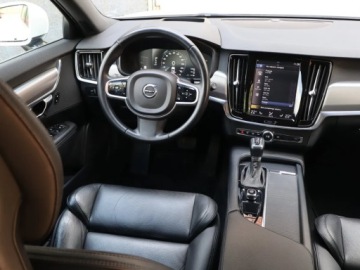 Volvo V90 II Kombi 2.0 D4 190KM 2018 Volvo V90 D4, Salon Polska, 187 KM, Automat, zdjęcie 6