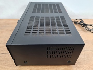 Onkyo A-8200 — стереоусилитель