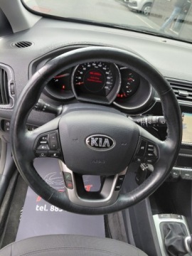 Kia Rio III Sedan Facelifting 1.4 DOHC CVVT 109KM 2016 Kia Rio Navi Kamera Klimatronik Sensor Podgrzewana kierownica PDC Alu 1.4, zdjęcie 11