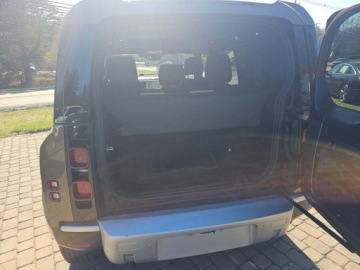 Land Rover Defender IV (L663) 2025 Land Rover Defender 110 S 2025 2.0 Benzyna 296KM, zdjęcie 3
