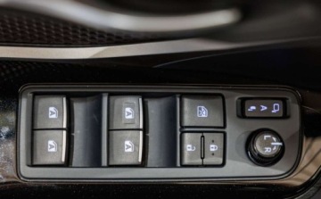 Toyota C-HR I Crossover 1.8 Hybrid 122KM 2018 Toyota C-HR 1.8 Hybrid Prestige 1.8 Hybryda 122KM, zdjęcie 29