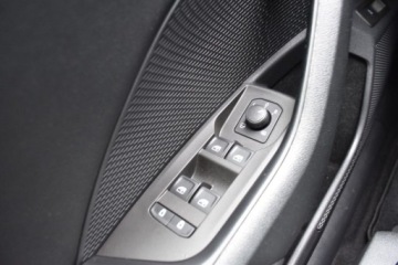 Skoda Octavia IV Kombi 2.0 TDI 150KM 2021 Skoda Octavia 2.0 TDI 150KM Style Kamera Czujniki Podgrz.fot Ambiente Navi, zdjęcie 25