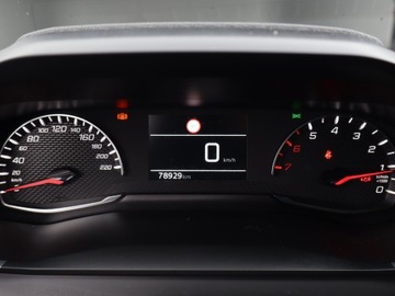 Peugeot 208 II Hatchback 1.2 PureTech 102KM 2021 Peugeot 208 1.2 PureTech, Salon Polska, zdjęcie 10