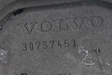 MOTOREK KRYT KOLEKTORU VOLVO XC70 II 30757452 2.4L DIESEL 133KW 2006