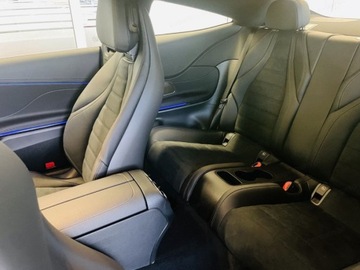 Mercedes CLE Coupe 2.0 300 258KM 2025 MERCEDES-BENZ CLE 300 4-Matic AMG Line 2.0 (258KM) 2025, zdjęcie 11